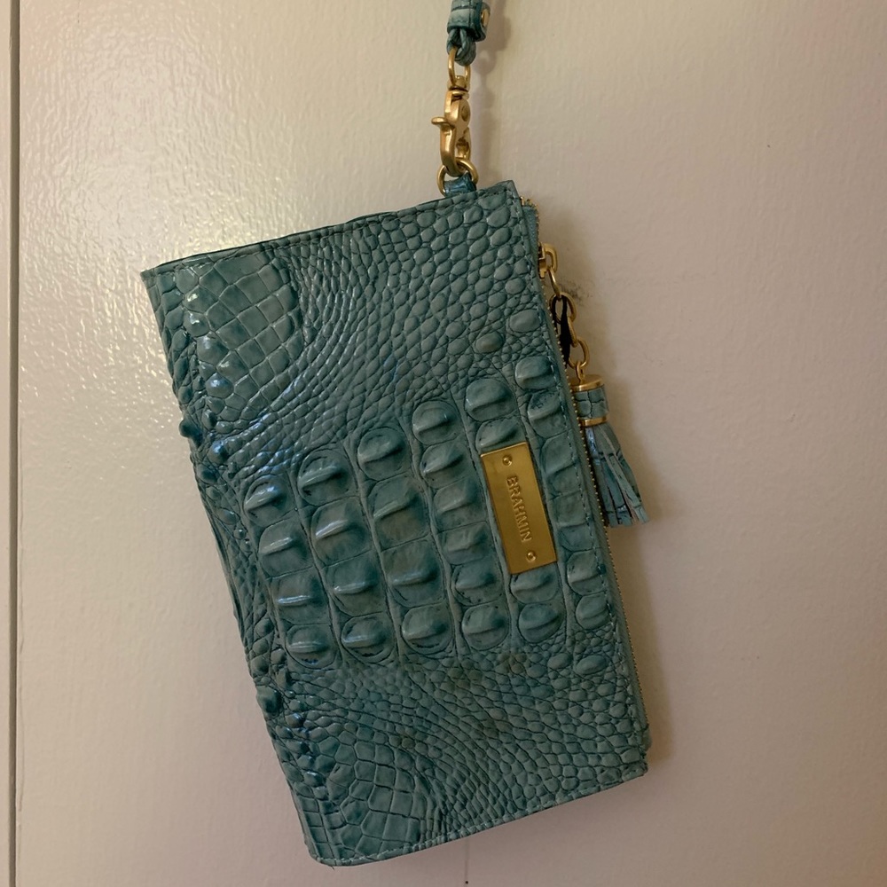 Brahmin wristlet